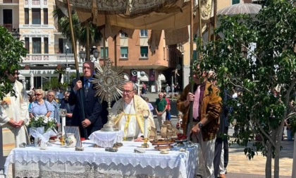 Corpus Domini, processione sul mare a Rapallo