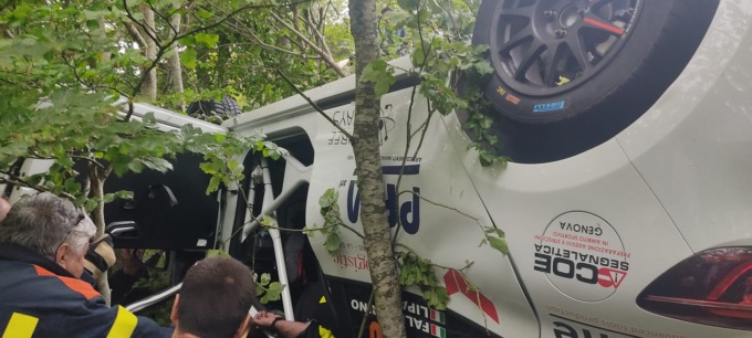 Incidente al Rally della Lanterna, pilota in codice  rosso al san Martino