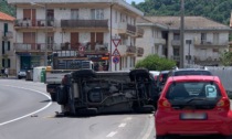 Auto ribaltata a Carasco