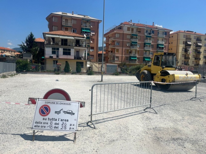 Parcheggio di via Gastaldi a Chiavari, partita la sistemazione della pavimentazione