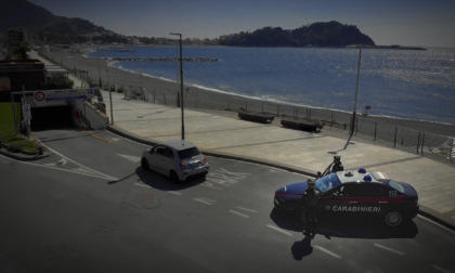 Due arresti per furto in spiaggia a Sestri Levante