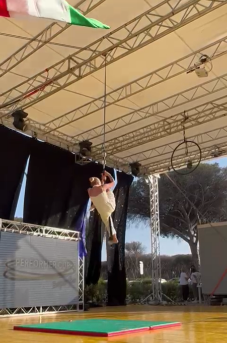 Matilde Di Capita, medaglia d’argento al concorso artistico Performer Cup di Roma