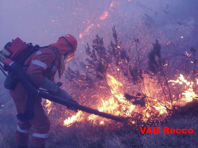 Emergenza incendi, rientrati i volontari della Protezione Civile di Recco in missione in Calabria
