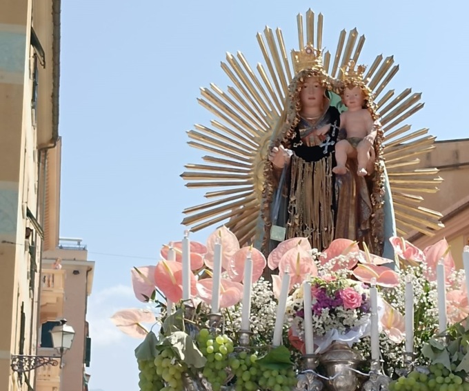 Festa a Sestri Levante in onore della Madonna del Monte Carmelo