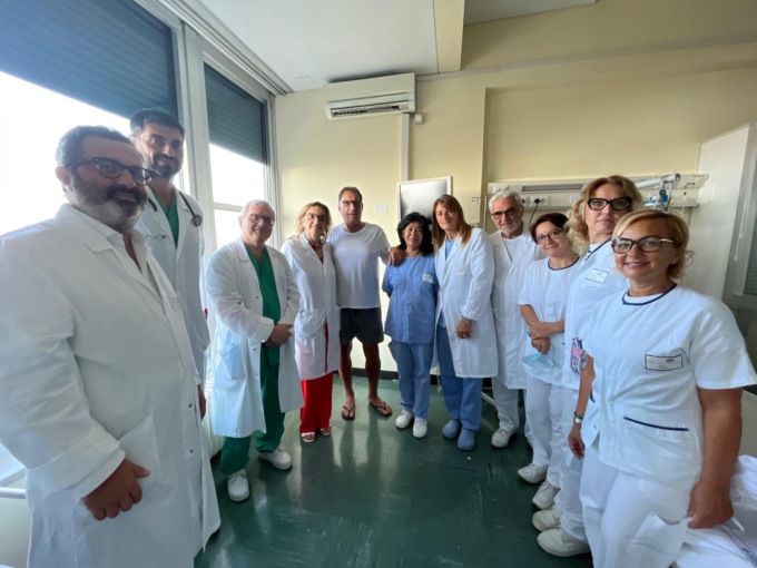 Incendio in galleria, dimesso l’autista del pullman