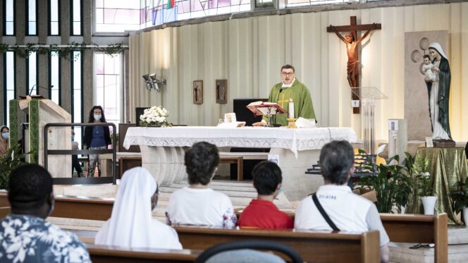 Diocesi di Genova, dal 2005 diminuzione dei sacerdoti del 40%