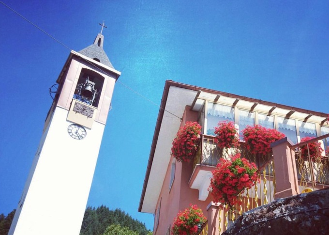 A Villanoce le campane suonano Bresh: il video