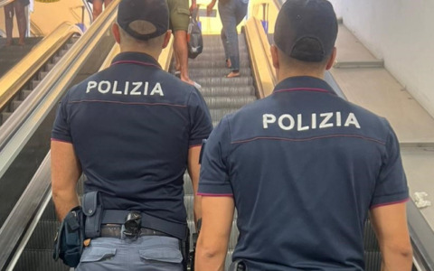 Arrestato con oltre 300 compresse di psicofarmaci nel borsello