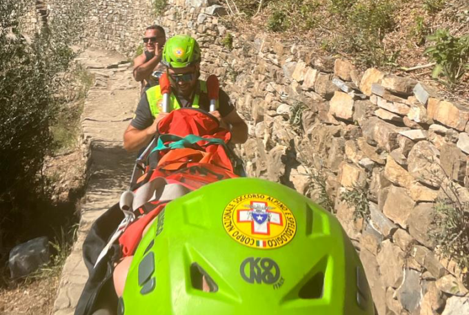 Disidratate e colpite da crampi, soccorse due minorenni
