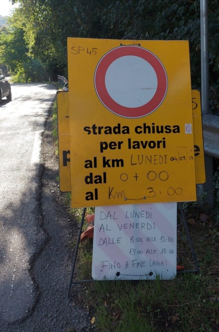 Asfaltature lungo la SP 45 di Santa Giulia, al via la chiusura da lunedì 4 settembre