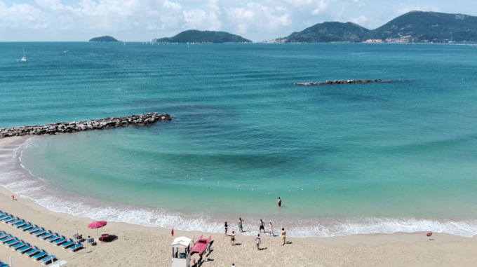 Lerici, chiuse le spiagge della Venere Azzurra e di San Terenzo