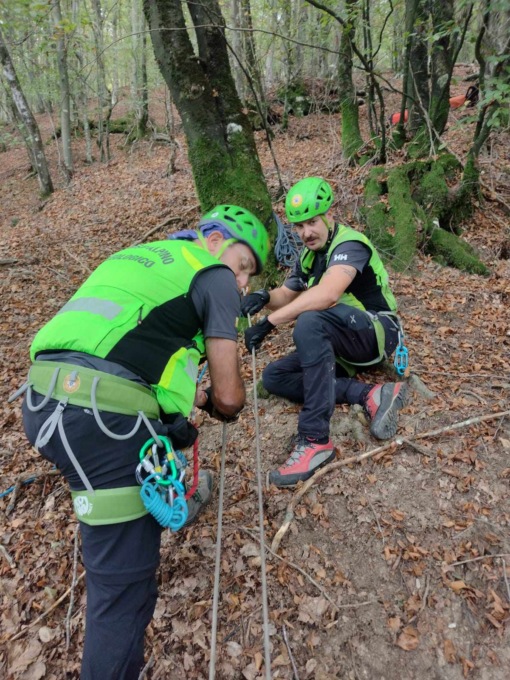 Fungaiolo soccorso nei boschi di Barbagelata