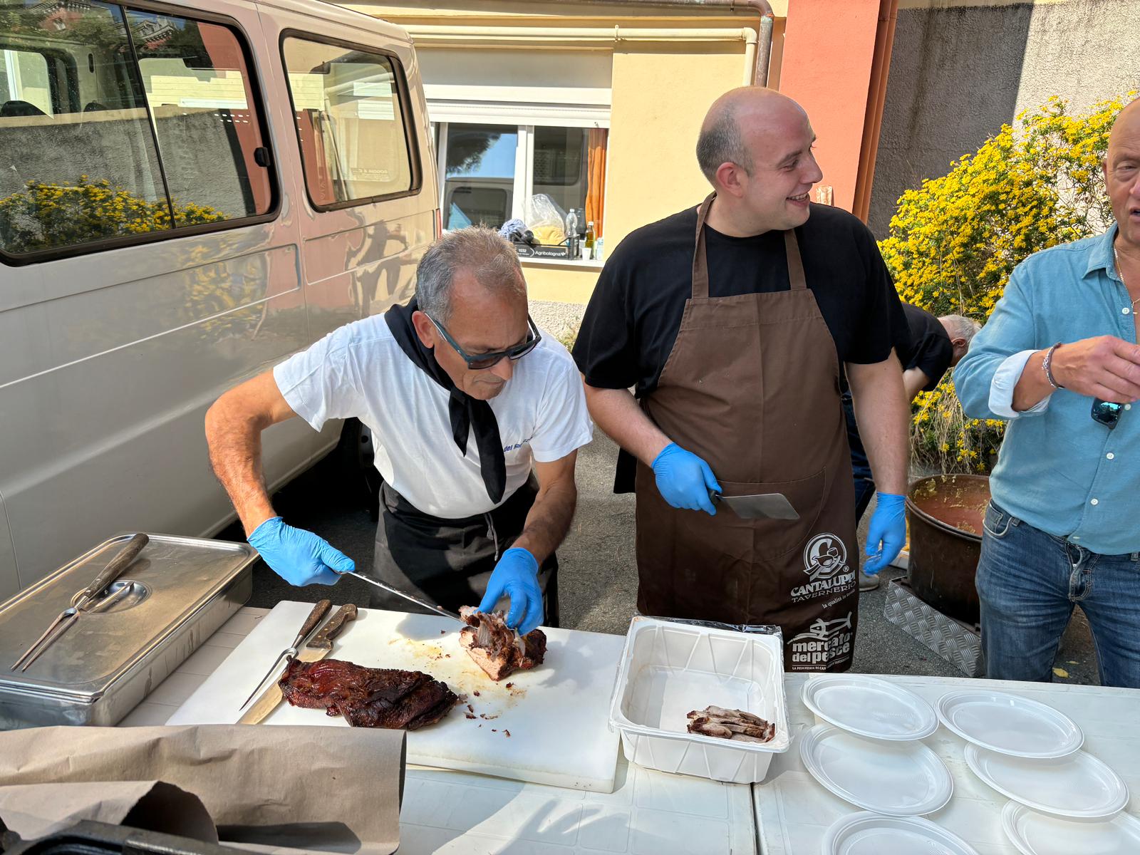 Festa senza fissa dimora villaggio ragazzo