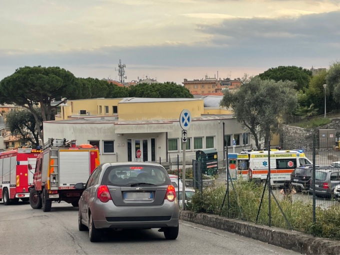 13enne cade in un cavedio, trasportato con Drago al Gaslini