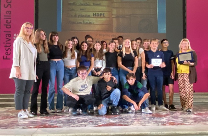 Premio Federchimica, terzo posto per l’Istituto Comprensivo di Rapallo