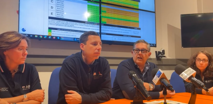 Allerta meteo, Toti: «Prestare la massima attenzione, possibili peggioramenti»