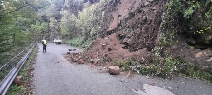 Il territorio collassa: nuova frana a Statale di Ne