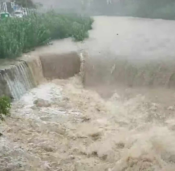 Sestri Levante, i torrenti cittadini ingrossati