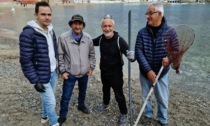 Sestri Levante, consiglieri e cittadini puliscono le spiagge