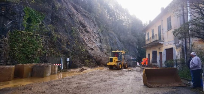 Frane sulla ss 586, le riaperture previste