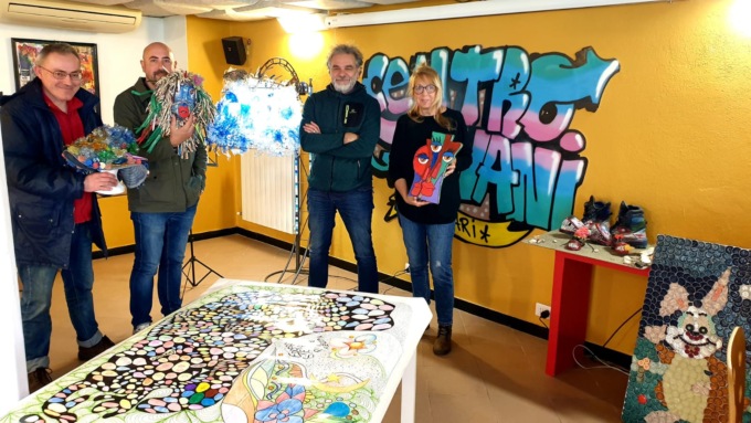 Centro Giovani, apre la mostra “Eravamo rifiuti”