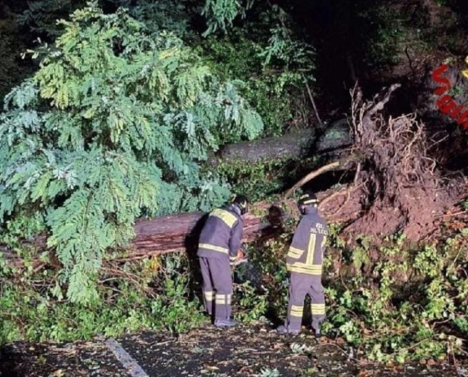 Riaperta la strada a Bertigaro dopo lo smottamento di ieri