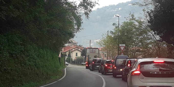 Traffico in tilt a Carasco