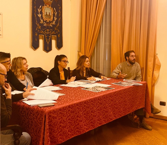 Miasmi in via XXV Aprile, l’amministrazione incontra i cittadini