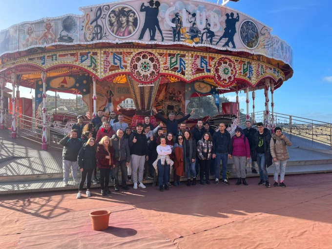 Sociale, i ragazzi de Il Sentiero di Arianna al luna park di Sestri
