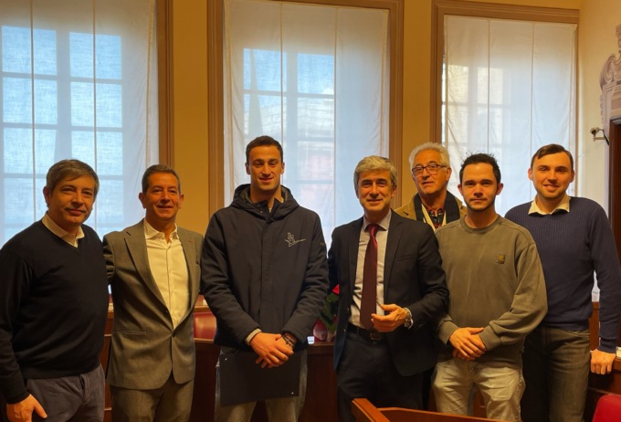 Sport, l’Amministrazione Solinas consegna un riconoscimento agli atleti Alberto Razzetti e Noemi Zolezzi