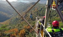 L'esercitazione dei vigili del fuoco alla funivia Montallegro: il video