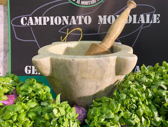 Si aprono le pre-iscrizioni al X Campionato Mondiale di Pesto Genovese al Mortaio