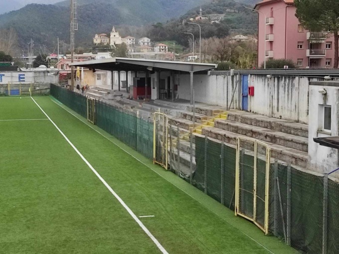 “Le bugie hanno le gambe corte, lo stadio Sivori in tempi lunghissimi”