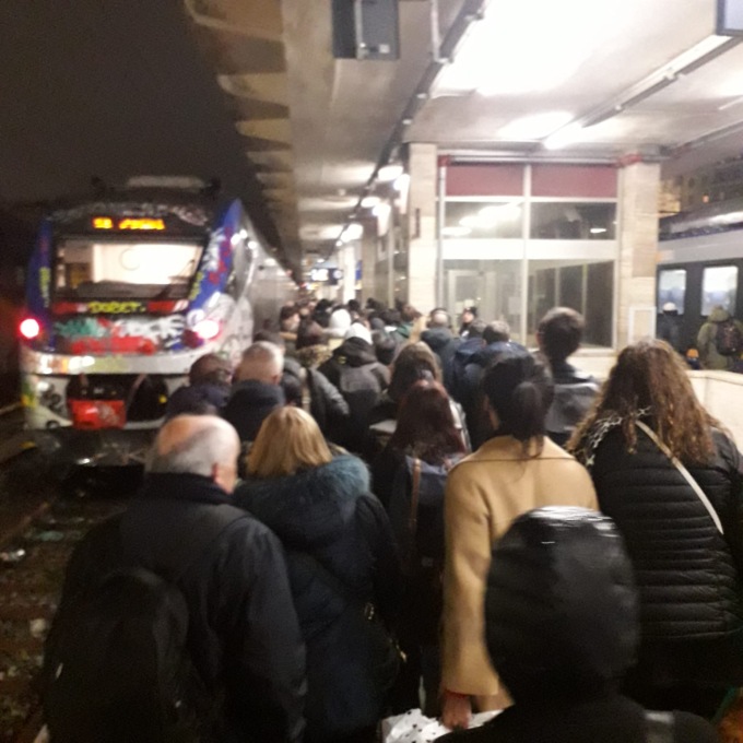 Treni affollati, Rossetti (Azione): “L’assessore promette di intervenire, verificheremo”