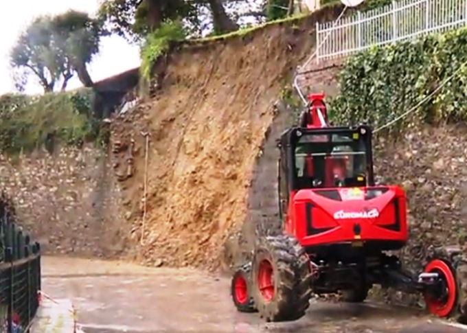 Frana a Pieve Ligure, riaperta a senso unico alternato via Roma