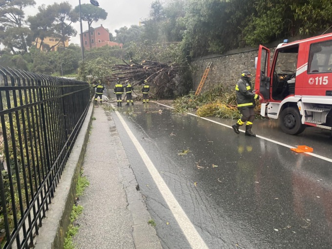 Questa mattina a Mulinetti eliminato il senso unico alternato sull’Aurelia