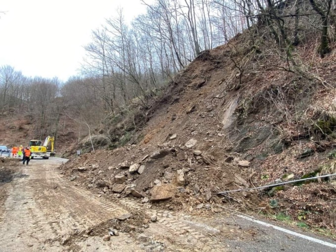 Tornolo, si valuta il senso unico alternato per riaprire la strada