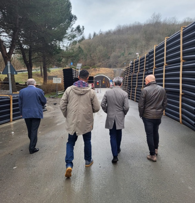 Galleria di Velva, la visita del deputato PD Andrea Orlando