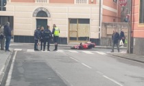 Motociclista di 73 anni muore in via Piacenza