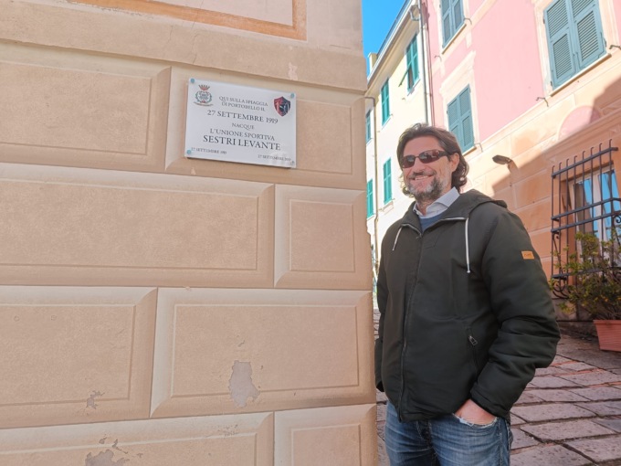 Portobello, ricollocata la targa che ricorda la fondazione del Sestri Levante