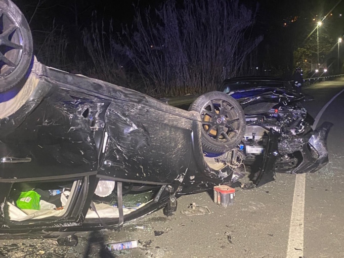 Scontro fra auto, due feriti