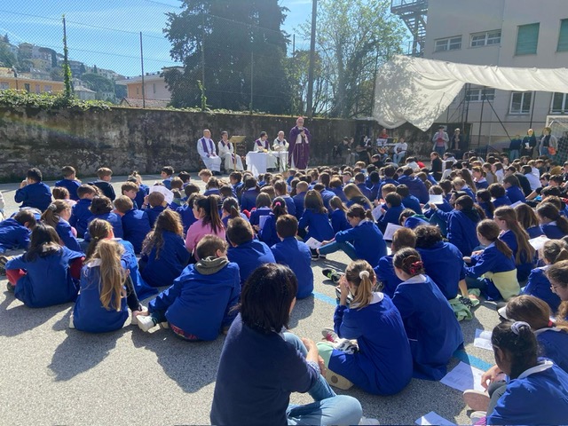 Visita del vescovo Devasini all’Istituto Gianelli di Rapallo