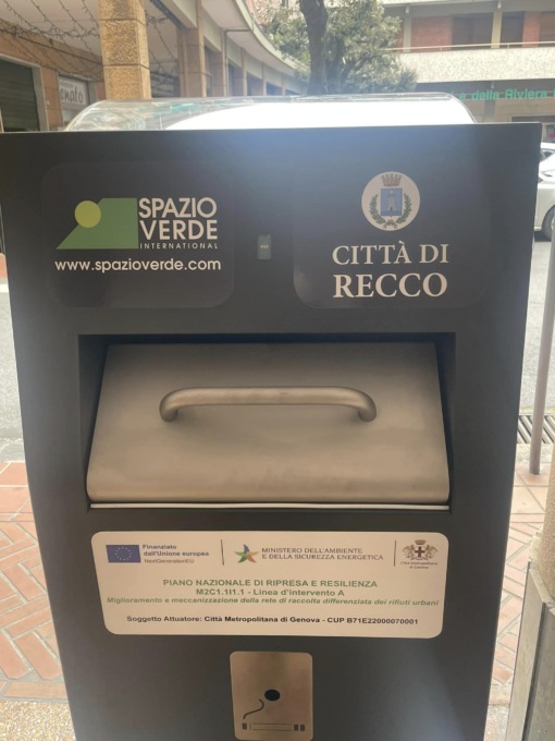 Recco, installati nuovi cestini compattatori intelligenti