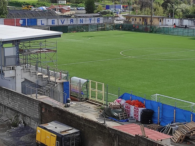 Proteste contro l’amministrazione, Massucco: “Il sindaco è nel pallone”