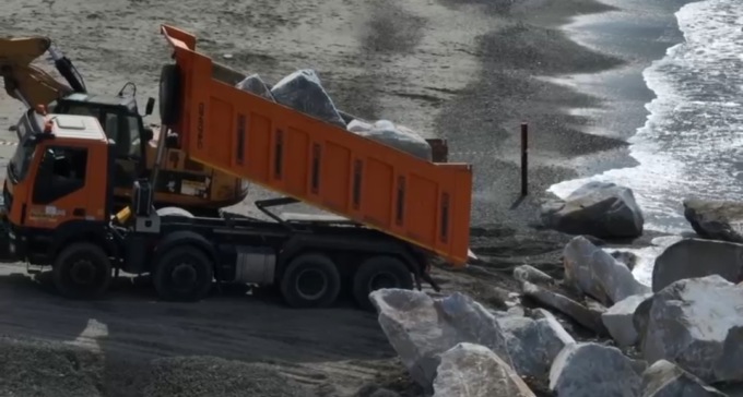 Framura, avanzano i lavori di ripascimento grazie ai finanziamenti regionali