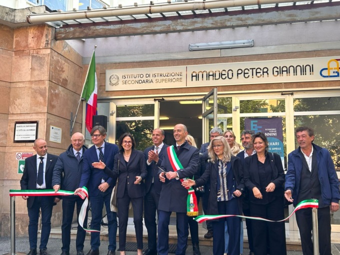 Intitolato ad Amadeo Peter Giannini l’istituto superiore di viale Millo