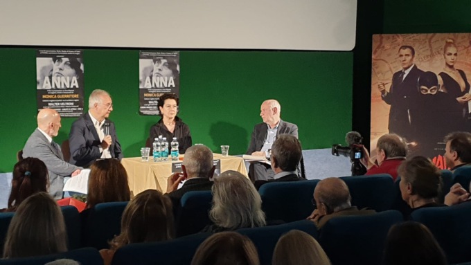 Successo al Mignon per l’incontro con l’attrice Monica Guerritore e Walter Veltroni