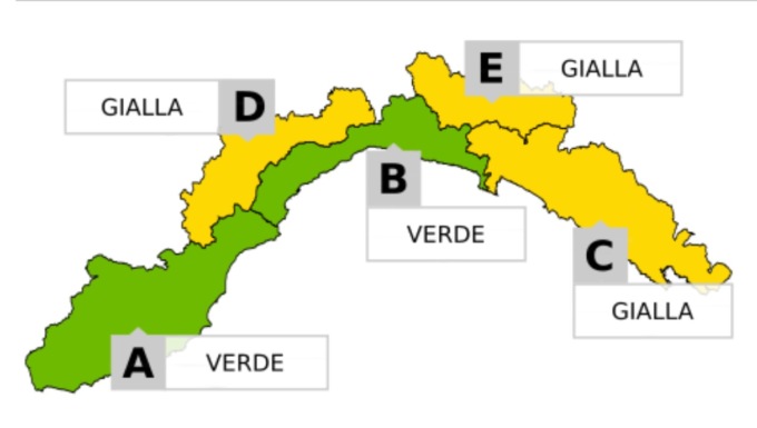 Allerta neve, confermata chiusura alle 15