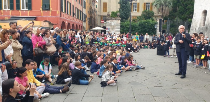 In piazza Mazzini le scuole inaugurano le “Giornate di Chiavari”