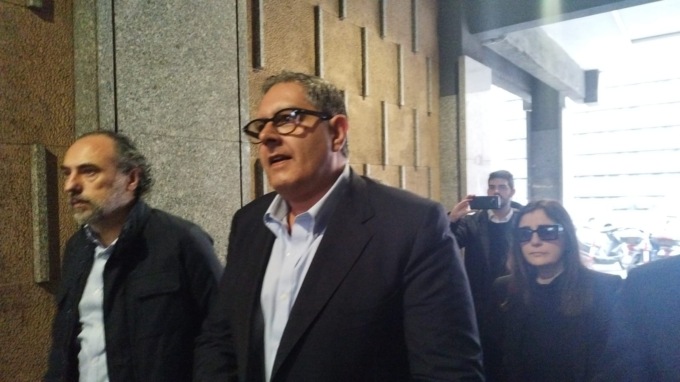 Toti è stato autorizzato ad incontrare esponenti politici